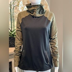 Abercrombie & Fitch Pullover‎ M